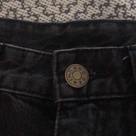 Urban Outfitters BDG black shorts. - Picture 3 of 5